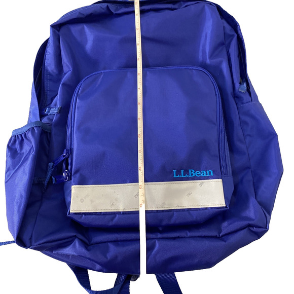 L L Bean original backpack, expandable, 30L, reflective, Gorpcore, durable - Picture 8 of 9